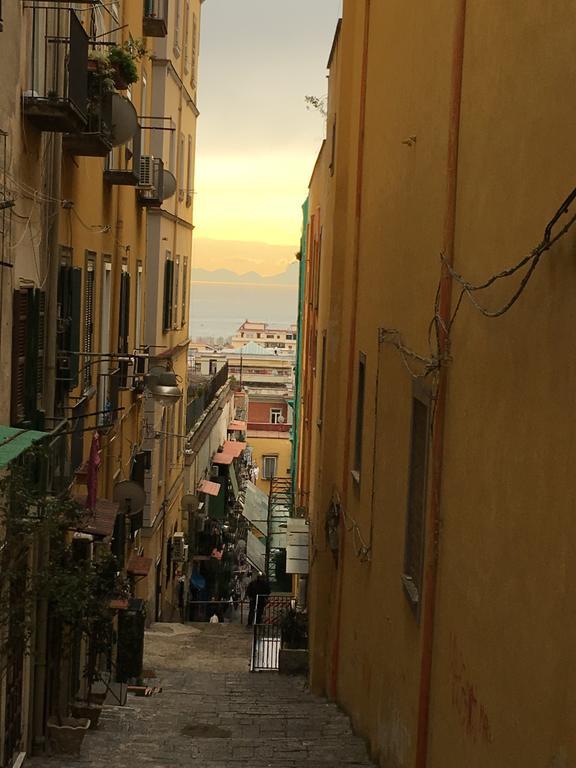 La Grotta Di Partenope